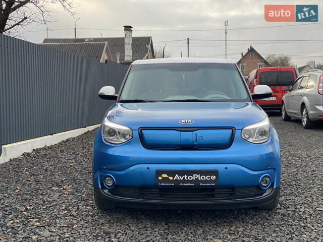 Синий Киа Soul EV, объемом двигателя 0 л и пробегом 88 тыс. км за 10700 $, фото 83 на Automoto.ua