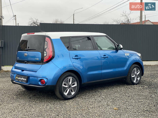 Синий Киа Soul EV, объемом двигателя 0 л и пробегом 88 тыс. км за 10700 $, фото 25 на Automoto.ua