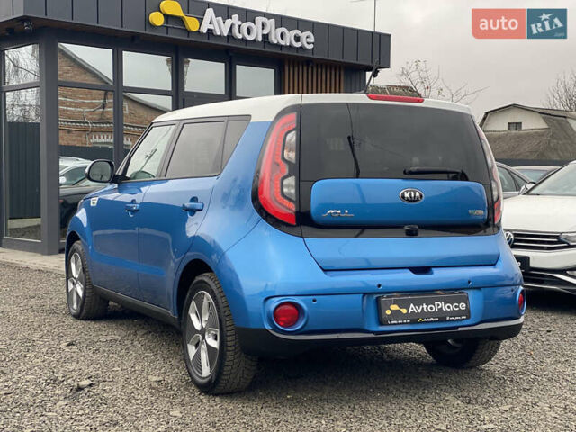 Синий Киа Soul EV, объемом двигателя 0 л и пробегом 88 тыс. км за 10700 $, фото 34 на Automoto.ua