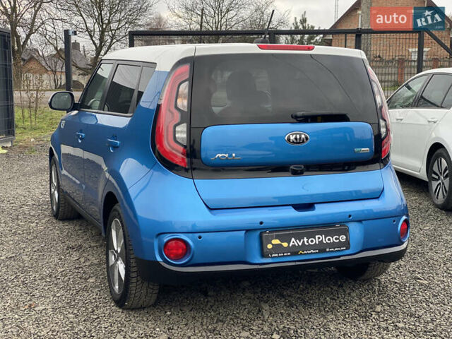 Синий Киа Soul EV, объемом двигателя 0 л и пробегом 88 тыс. км за 10700 $, фото 21 на Automoto.ua