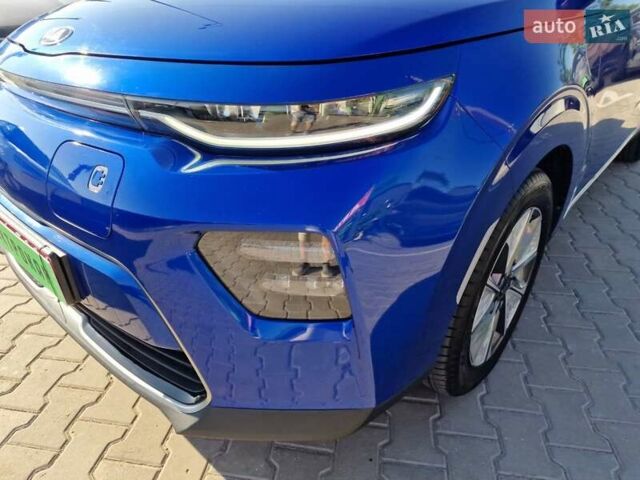 Синий Киа Soul EV, объемом двигателя 0 л и пробегом 26 тыс. км за 17900 $, фото 2 на Automoto.ua