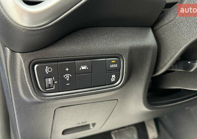 Синий Киа Soul EV, объемом двигателя 0 л и пробегом 26 тыс. км за 18900 $, фото 23 на Automoto.ua