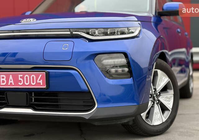 Синий Киа Soul EV, объемом двигателя 0 л и пробегом 26 тыс. км за 18900 $, фото 5 на Automoto.ua
