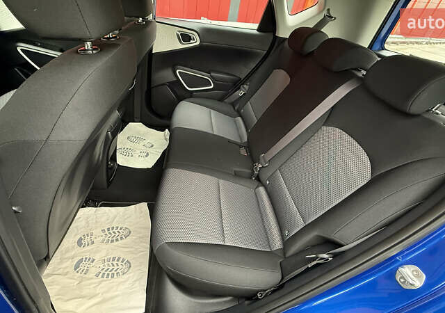 Синий Киа Soul EV, объемом двигателя 0 л и пробегом 26 тыс. км за 18900 $, фото 40 на Automoto.ua