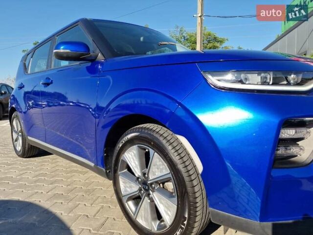 Синий Киа Soul EV, объемом двигателя 0 л и пробегом 26 тыс. км за 17900 $, фото 6 на Automoto.ua