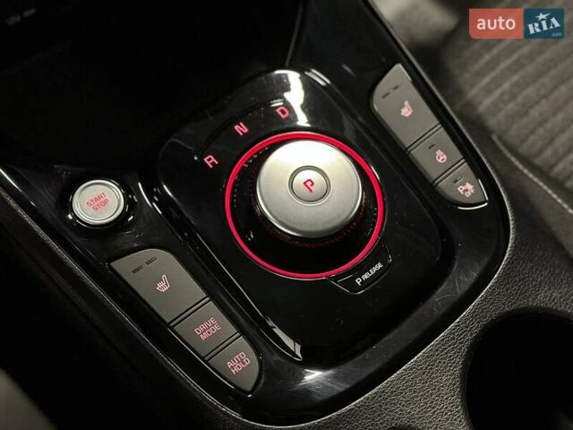 Синій Кіа Soul EV, об'ємом двигуна 0 л та пробігом 34 тис. км за 16900 $, фото 14 на Automoto.ua