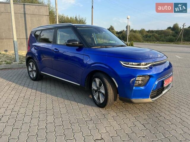 Синій Кіа Soul EV, об'ємом двигуна 0 л та пробігом 59 тис. км за 18999 $, фото 13 на Automoto.ua