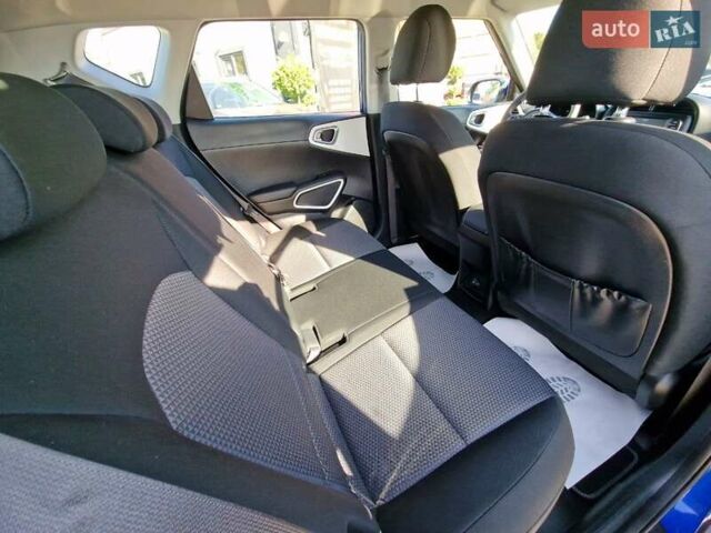 Синий Киа Soul EV, объемом двигателя 0 л и пробегом 26 тыс. км за 17900 $, фото 36 на Automoto.ua