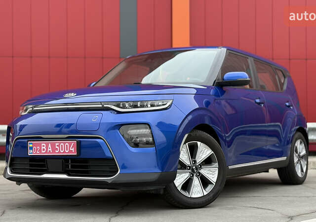Синий Киа Soul EV, объемом двигателя 0 л и пробегом 26 тыс. км за 18900 $, фото 2 на Automoto.ua