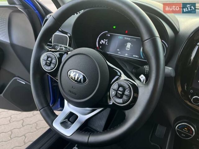 Синій Кіа Soul EV, об'ємом двигуна 0 л та пробігом 59 тис. км за 18999 $, фото 44 на Automoto.ua