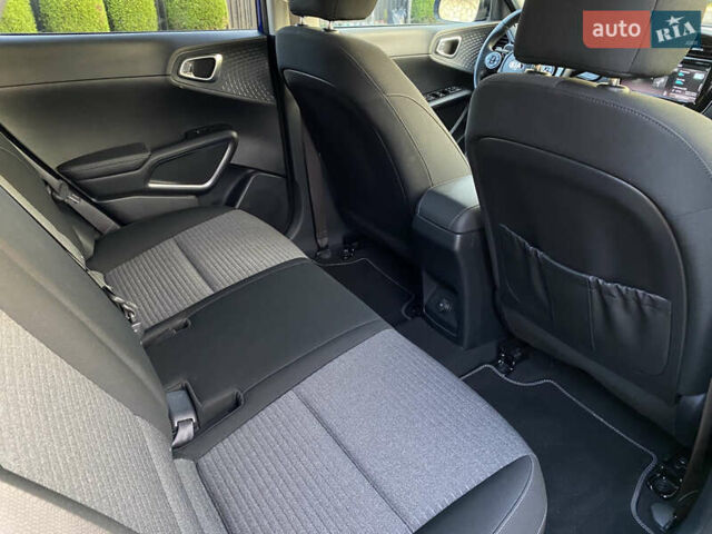 Синий Киа Soul EV, объемом двигателя 0 л и пробегом 47 тыс. км за 19299 $, фото 58 на Automoto.ua