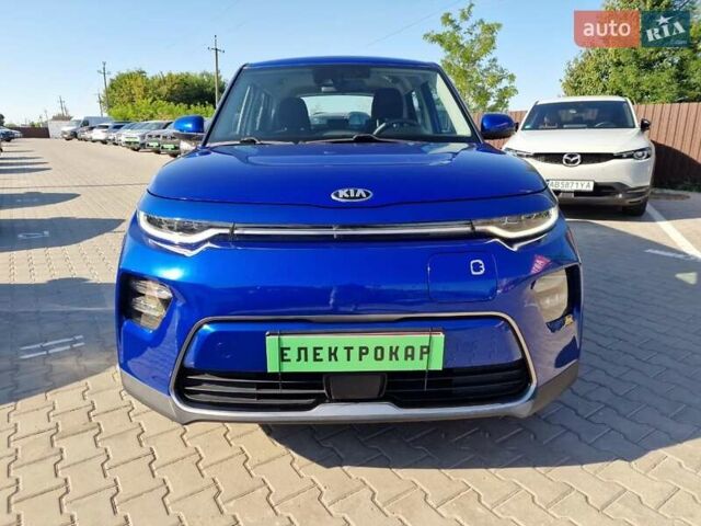 Синий Киа Soul EV, объемом двигателя 0 л и пробегом 26 тыс. км за 17900 $, фото 4 на Automoto.ua