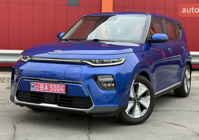 Синий Киа Soul EV, объемом двигателя 0 л и пробегом 26 тыс. км за 18900 $, фото 1 на Automoto.ua