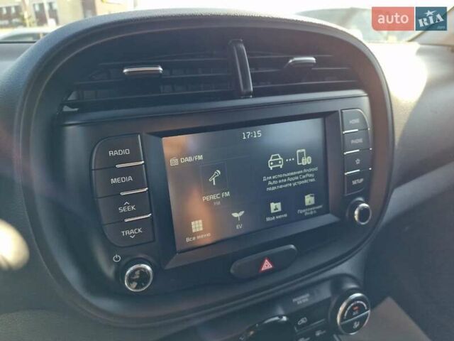 Синий Киа Soul EV, объемом двигателя 0 л и пробегом 26 тыс. км за 17900 $, фото 28 на Automoto.ua