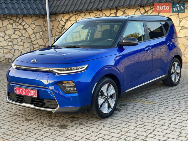 Синий Киа Soul EV, объемом двигателя 0 л и пробегом 47 тыс. км за 19299 $, фото 1 на Automoto.ua
