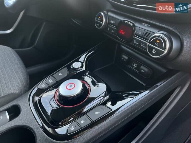 Синій Кіа Soul EV, об'ємом двигуна 0 л та пробігом 59 тис. км за 18999 $, фото 39 на Automoto.ua
