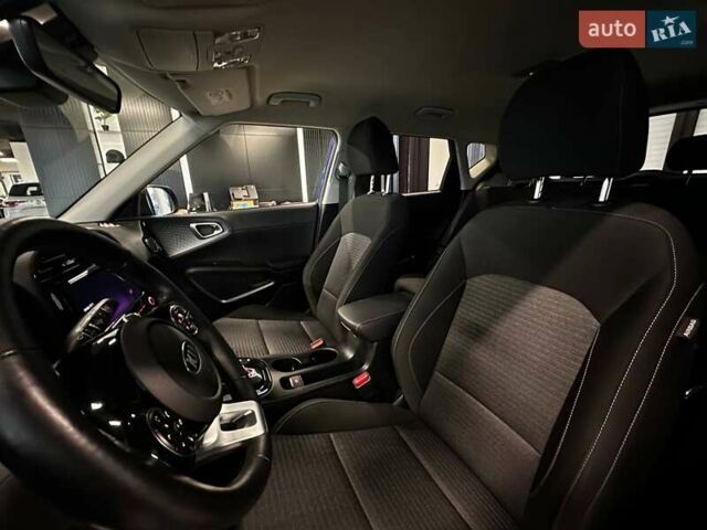 Синій Кіа Soul EV, об'ємом двигуна 0 л та пробігом 34 тис. км за 16900 $, фото 13 на Automoto.ua
