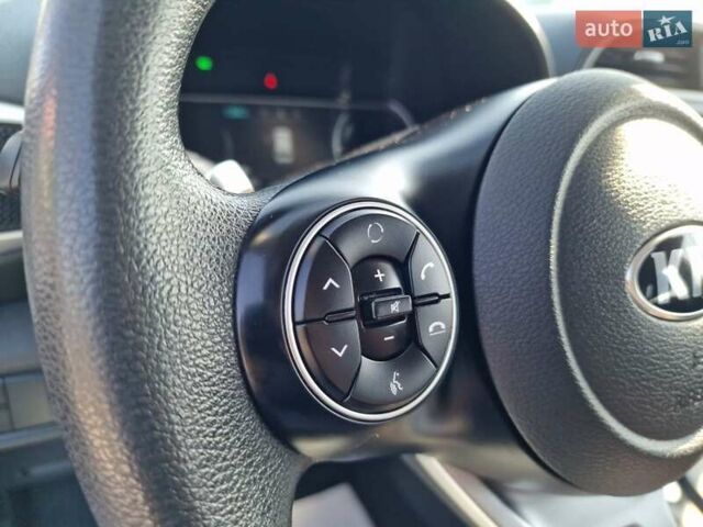 Синий Киа Soul EV, объемом двигателя 0 л и пробегом 26 тыс. км за 17900 $, фото 26 на Automoto.ua