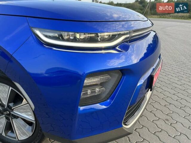 Синій Кіа Soul EV, об'ємом двигуна 0 л та пробігом 59 тис. км за 18999 $, фото 24 на Automoto.ua