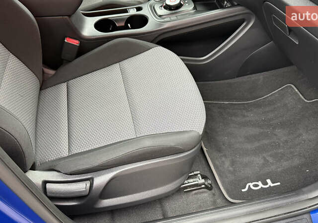 Синий Киа Soul EV, объемом двигателя 0 л и пробегом 26 тыс. км за 18900 $, фото 53 на Automoto.ua