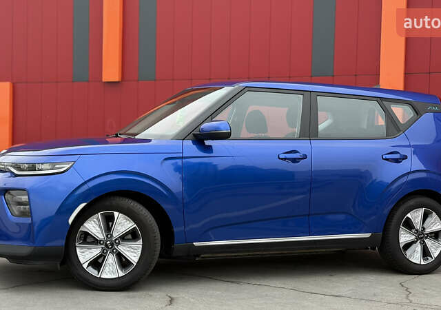 Синий Киа Soul EV, объемом двигателя 0 л и пробегом 26 тыс. км за 18900 $, фото 3 на Automoto.ua