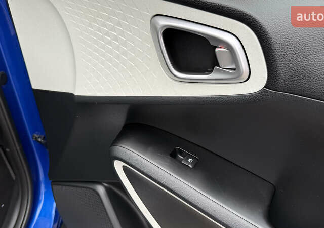 Синий Киа Soul EV, объемом двигателя 0 л и пробегом 26 тыс. км за 18900 $, фото 49 на Automoto.ua