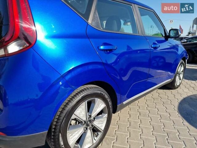 Синий Киа Soul EV, объемом двигателя 0 л и пробегом 26 тыс. км за 17900 $, фото 12 на Automoto.ua