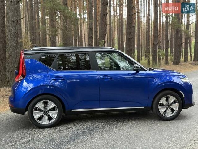 Синій Кіа Soul EV, об'ємом двигуна 0 л та пробігом 39 тис. км за 19499 $, фото 11 на Automoto.ua