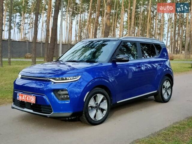 Синий Киа Soul EV, объемом двигателя 0 л и пробегом 22 тыс. км за 16677 $, фото 1 на Automoto.ua