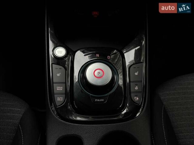 Синій Кіа Soul EV, об'ємом двигуна 0 л та пробігом 39 тис. км за 19499 $, фото 61 на Automoto.ua