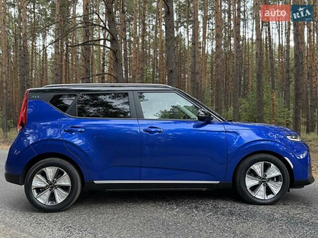 Синій Кіа Soul EV, об'ємом двигуна 0 л та пробігом 39 тис. км за 19499 $, фото 25 на Automoto.ua