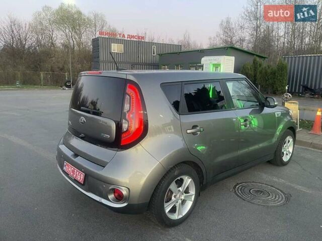 Зеленый Киа Soul EV, объемом двигателя 0 л и пробегом 115 тыс. км за 7600 $, фото 4 на Automoto.ua