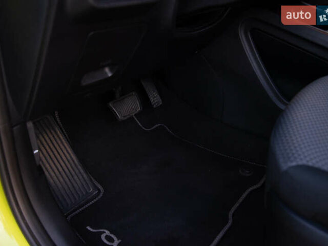 Зеленый Киа Soul EV, объемом двигателя 0 л и пробегом 25 тыс. км за 14950 $, фото 36 на Automoto.ua