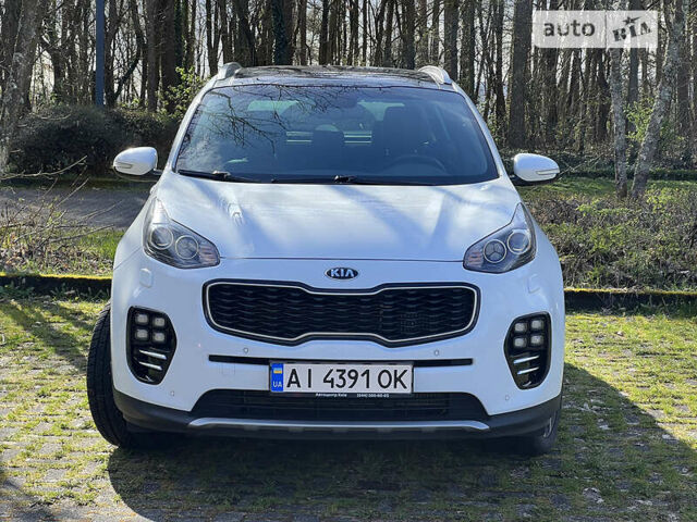 Белый Киа Sportage, объемом двигателя 2 л и пробегом 60 тыс. км за 26200 $, фото 2 на Automoto.ua