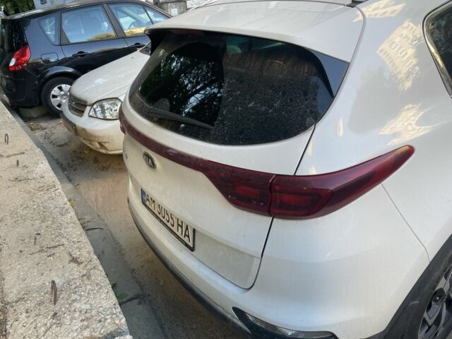 Білий Кіа Sportage, об'ємом двигуна 1.6 л та пробігом 54 тис. км за 20000 $, фото 1 на Automoto.ua