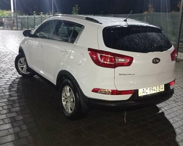 Белый Киа Sportage, объемом двигателя 2 л и пробегом 160 тыс. км за 10500 $, фото 3 на Automoto.ua