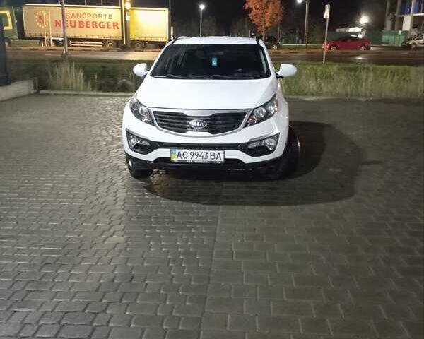 Белый Киа Sportage, объемом двигателя 2 л и пробегом 160 тыс. км за 10500 $, фото 5 на Automoto.ua