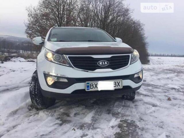 Белый Киа Sportage, объемом двигателя 0 л и пробегом 160 тыс. км за 12500 $, фото 12 на Automoto.ua