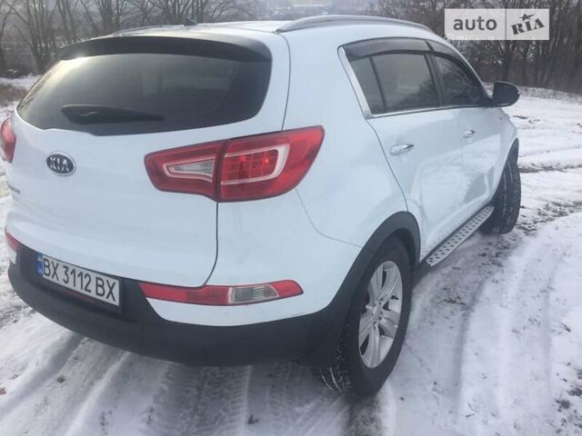 Білий Кіа Sportage, об'ємом двигуна 0 л та пробігом 160 тис. км за 12500 $, фото 6 на Automoto.ua