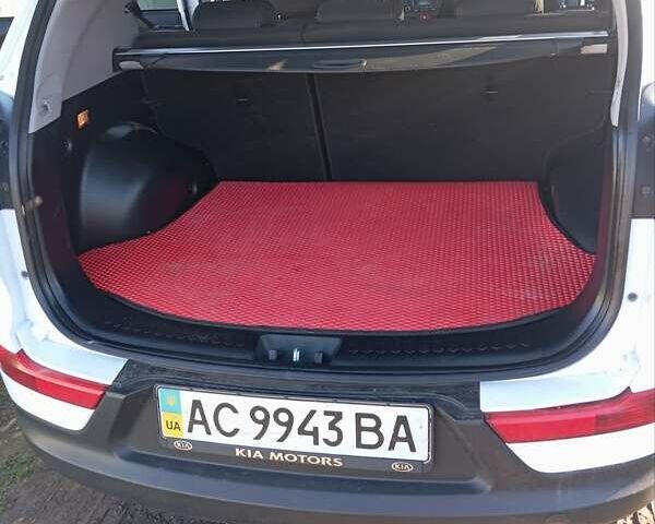 Белый Киа Sportage, объемом двигателя 2 л и пробегом 160 тыс. км за 10500 $, фото 11 на Automoto.ua