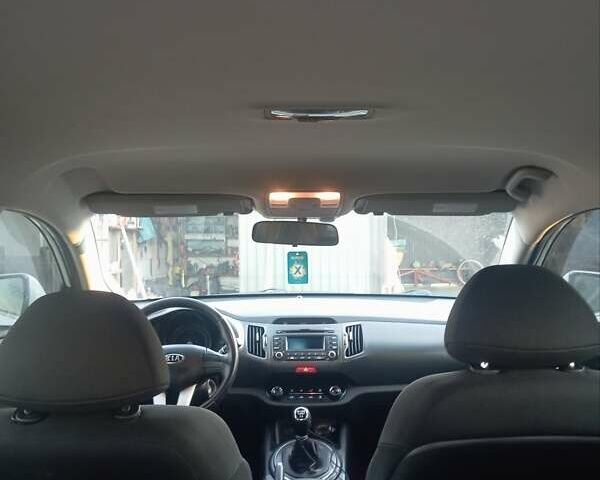 Белый Киа Sportage, объемом двигателя 2 л и пробегом 160 тыс. км за 10500 $, фото 16 на Automoto.ua