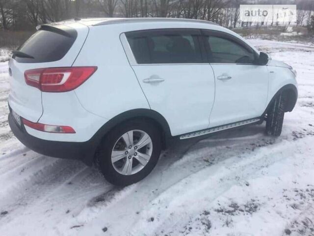 Білий Кіа Sportage, об'ємом двигуна 0 л та пробігом 160 тис. км за 12500 $, фото 3 на Automoto.ua