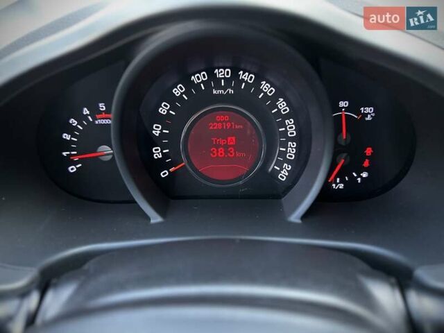 Кіа Sportage 2011 у Сумах на Automoto.ua Білий Кіа Sportage, об'ємом двигуна 1.7 л та пробігом 228 тис. км за 13700 $, фото 17 на Automoto.ua