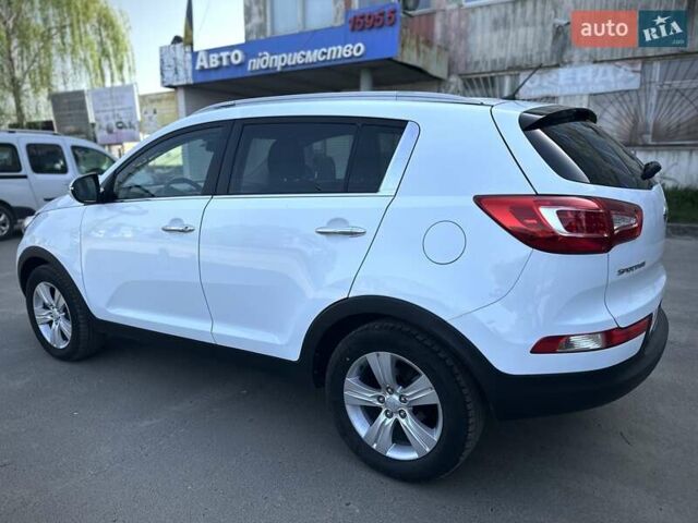 Кіа Sportage 2011 у Сумах на Automoto.ua Білий Кіа Sportage, об'ємом двигуна 1.7 л та пробігом 228 тис. км за 13700 $, фото 37 на Automoto.ua