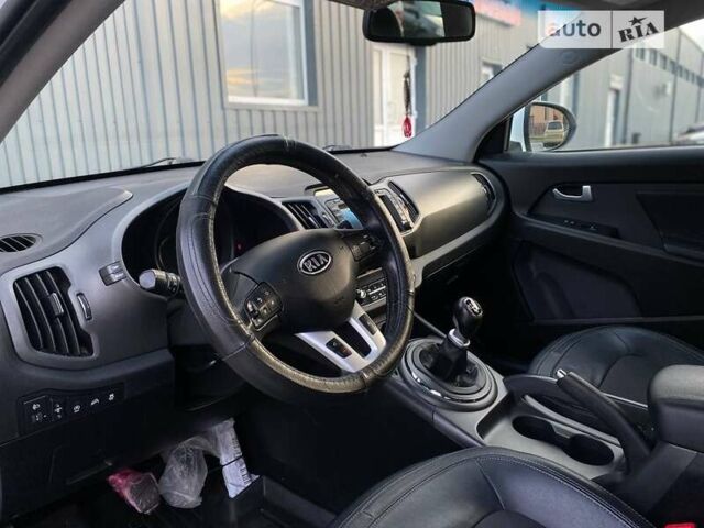 Белый Киа Sportage, объемом двигателя 1.69 л и пробегом 218 тыс. км за 13150 $, фото 35 на Automoto.ua