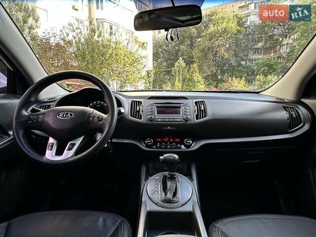 Білий Кіа Sportage, об'ємом двигуна 2 л та пробігом 165 тис. км за 13999 $, фото 14 на Automoto.ua