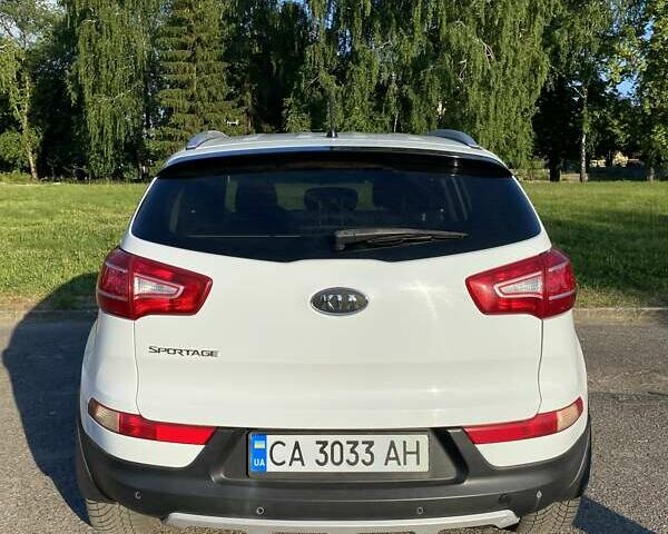 Белый Киа Sportage, объемом двигателя 2 л и пробегом 133 тыс. км за 13200 $, фото 6 на Automoto.ua