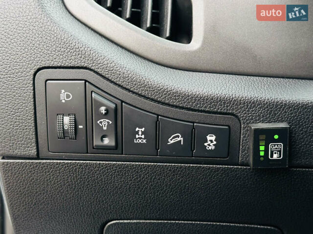 Белый Киа Sportage, объемом двигателя 2 л и пробегом 225 тыс. км за 12400 $, фото 35 на Automoto.ua