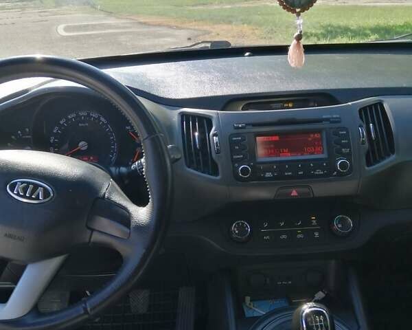 Білий Кіа Sportage, об'ємом двигуна 1.69 л та пробігом 142 тис. км за 11500 $, фото 13 на Automoto.ua