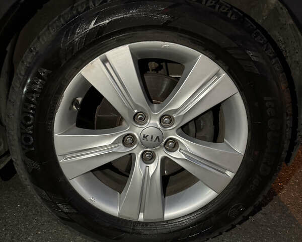 Білий Кіа Sportage, об'ємом двигуна 2.4 л та пробігом 265 тис. км за 10599 $, фото 35 на Automoto.ua